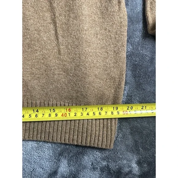 Vtg Brooks Brothers 100% Lambswool Sweater Men's LARGE Tan V-Neck USA Gorpcore - Picture 7 of 10